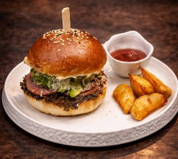 MORTEDELLA CHICKEN BURGER
