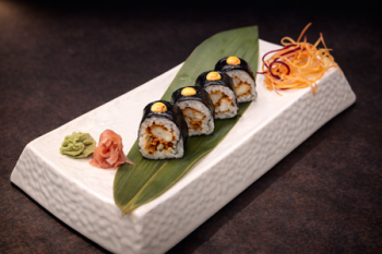 SAYO STYLE TORI MAKI ROLL (4 PCS.) | 260 kcal